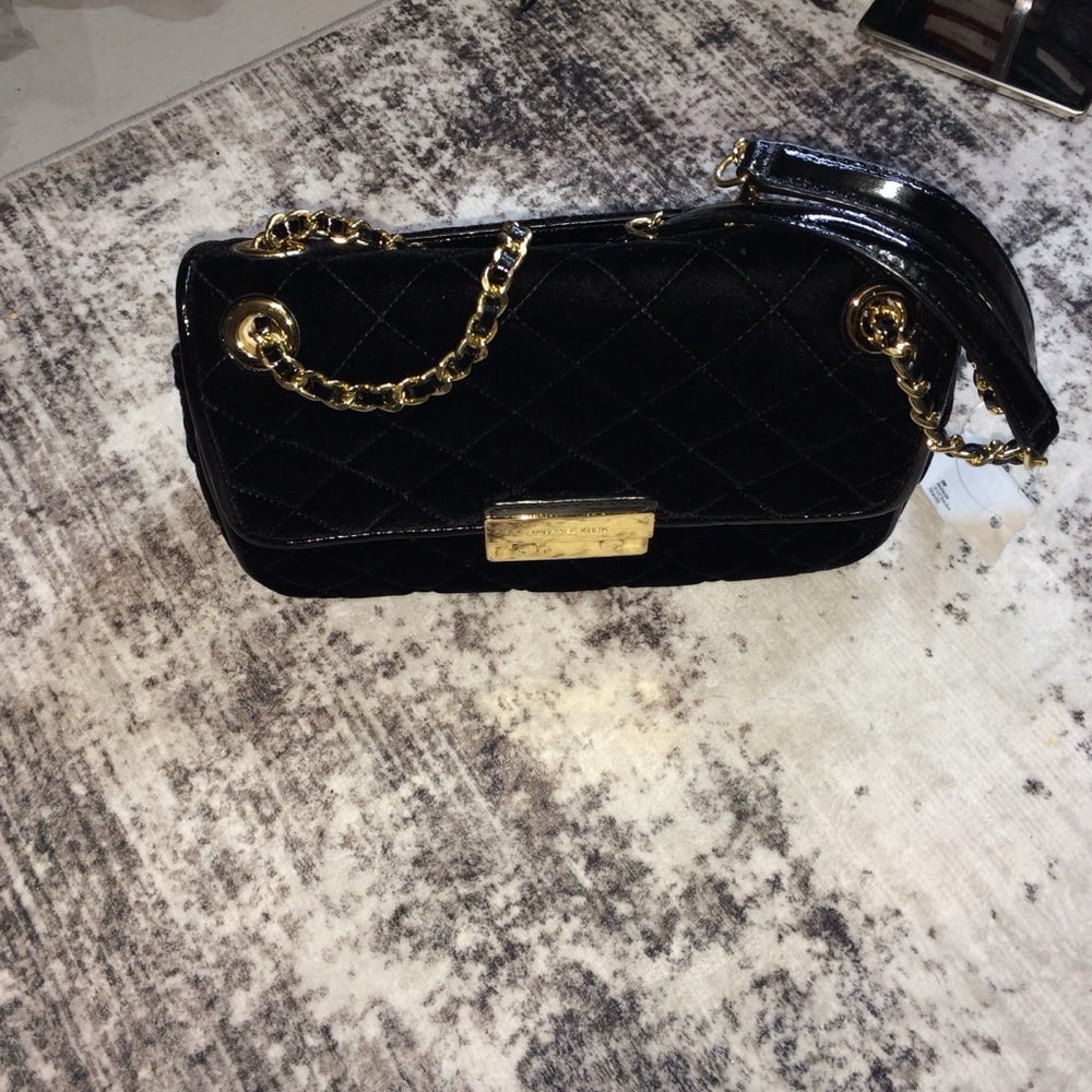 Michael Kors Sloan Large Black Velvet Chain Shoulder Bag - Picture 5 of 10